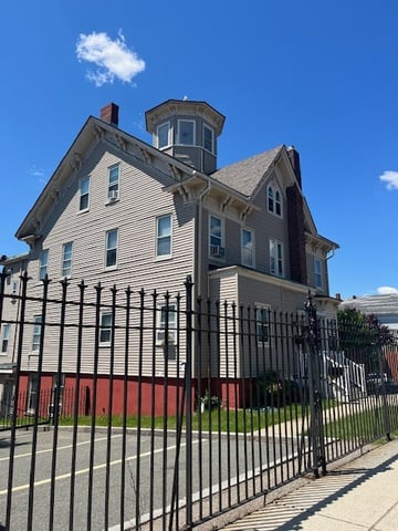 sober living house boston ma